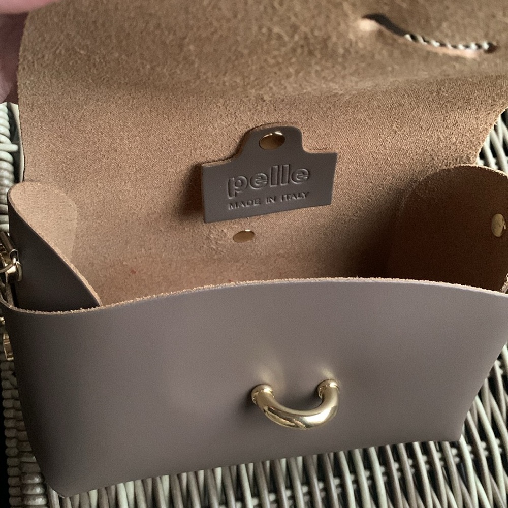 Italian Leather Crossbody Bag - Picture 2 of 2